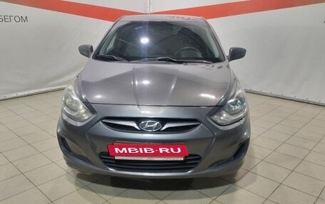 Hyundai Solaris II рестайлинг, 2012 год, 700 000 рублей, 2 фотография