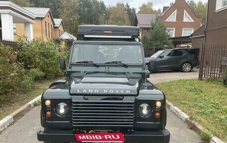 Land Rover Defender I, 2010 год, 2 850 000 рублей, 3 фотография