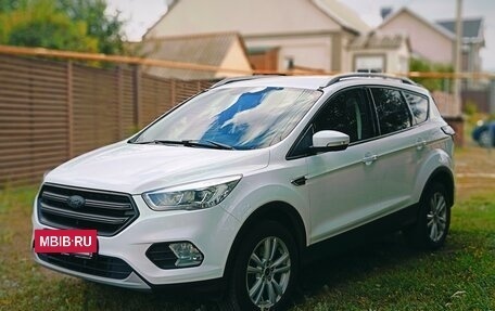 Ford Kuga III, 2018 год, 1 750 000 рублей, 2 фотография