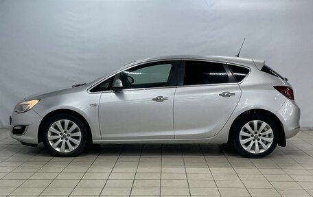 Opel Astra J, 2013 год, 980 000 рублей, 9 фотография