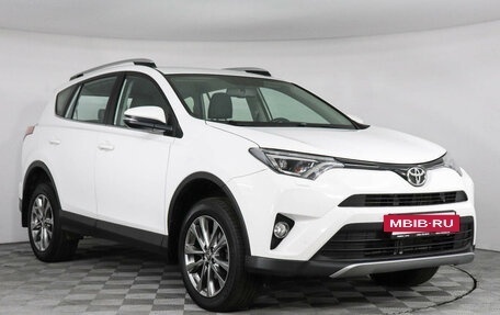 Toyota RAV4, 2018 год, 2 599 000 рублей, 3 фотография