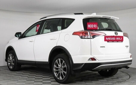 Toyota RAV4, 2018 год, 2 599 000 рублей, 7 фотография