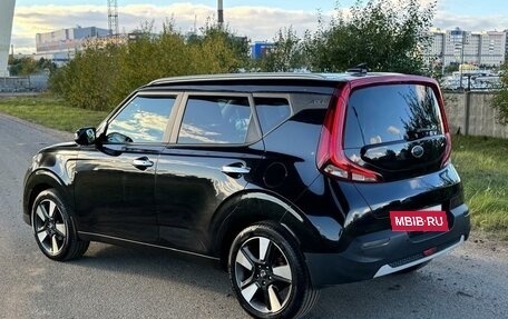 KIA Soul III, 2019 год, 2 000 000 рублей, 6 фотография