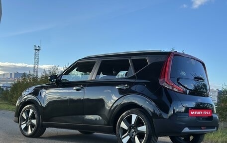 KIA Soul III, 2019 год, 2 000 000 рублей, 25 фотография