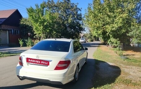 Mercedes-Benz C-Класс, 2011 год, 2 100 000 рублей, 5 фотография