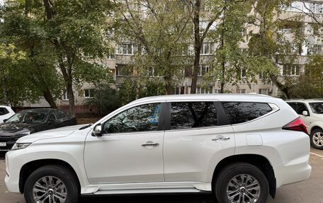 Mitsubishi Pajero Sport III рестайлинг, 2021 год, 4 050 000 рублей, 8 фотография