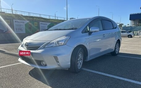 Toyota Prius Alpha I (ZVW40/41), 2012 год, 1 300 000 рублей, 3 фотография