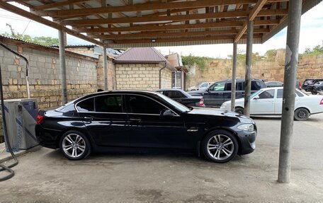 BMW 5 серия, 2011 год, 1 750 000 рублей, 2 фотография