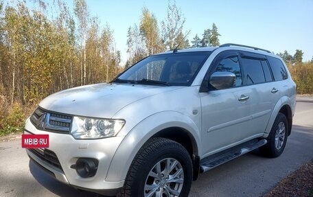 Mitsubishi Pajero Sport II рестайлинг, 2014 год, 2 280 000 рублей, 2 фотография