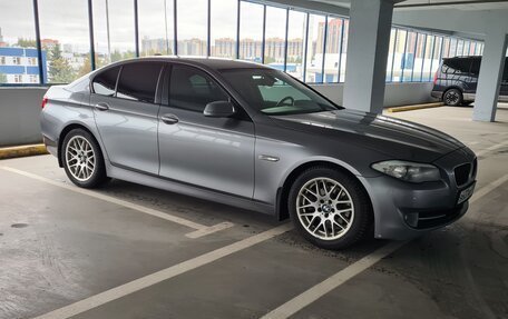 BMW 5 серия, 2010 год, 1 980 000 рублей, 4 фотография