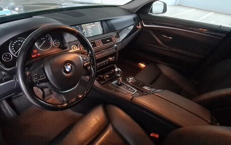 BMW 5 серия, 2010 год, 1 980 000 рублей, 12 фотография