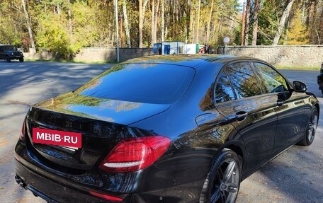 Mercedes-Benz E-Класс, 2018 год, 4 300 000 рублей, 5 фотография