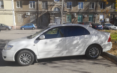 Toyota Corolla, 2004 год, 720 000 рублей, 3 фотография