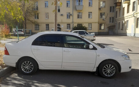 Toyota Corolla, 2004 год, 720 000 рублей, 10 фотография