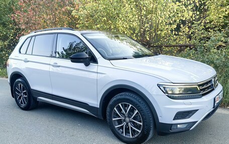 Volkswagen Tiguan II, 2019 год, 2 690 000 рублей, 5 фотография