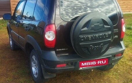 Chevrolet Niva I рестайлинг, 2010 год, 490 000 рублей, 4 фотография