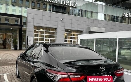 Toyota Camry, 2023 год, 3 649 000 рублей, 4 фотография