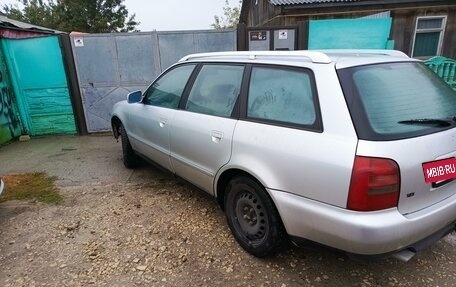 Audi A4, 1998 год, 301 000 рублей, 5 фотография