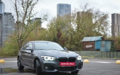 BMW 1 серия, 2019 год, 2 500 000 рублей, 2 фотография