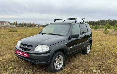 Chevrolet Niva I рестайлинг, 2016 год, 830 000 рублей, 2 фотография