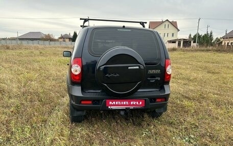 Chevrolet Niva I рестайлинг, 2016 год, 830 000 рублей, 5 фотография