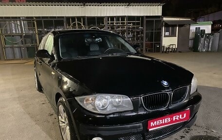 BMW 1 серия, 2004 год, 670 000 рублей, 1 фотография