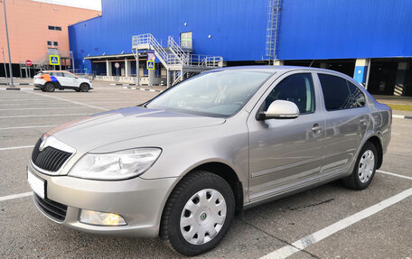 Skoda Octavia, 2010 год, 900 000 рублей, 2 фотография