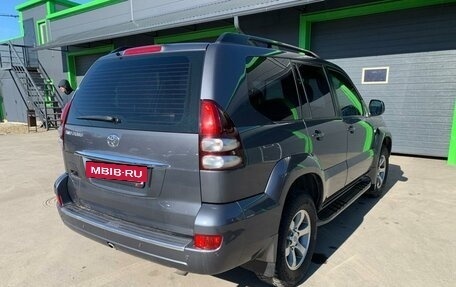 Toyota Land Cruiser Prado 120 рестайлинг, 2006 год, 2 500 000 рублей, 5 фотография