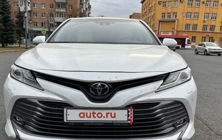 Toyota Camry, 2020 год, 2 700 000 рублей, 7 фотография