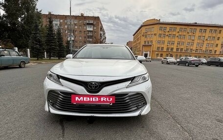 Toyota Camry, 2020 год, 2 700 000 рублей, 17 фотография