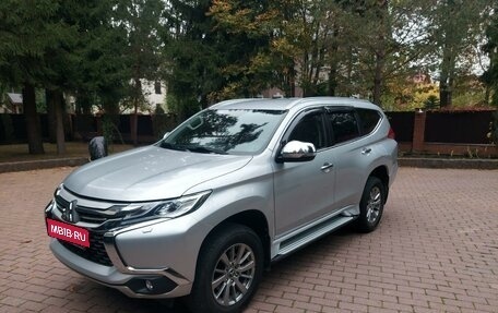 Mitsubishi Pajero Sport III рестайлинг, 2018 год, 3 600 000 рублей, 1 фотография