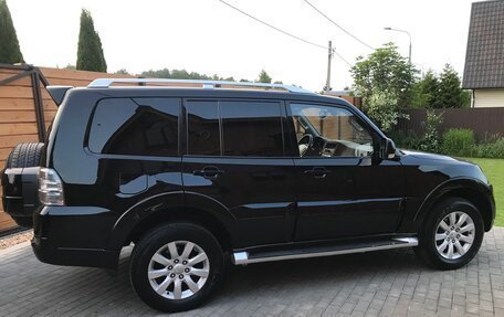 Mitsubishi Pajero IV, 2008 год, 2 200 000 рублей, 3 фотография