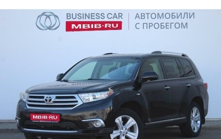 Toyota Highlander III, 2013 год, 2 255 000 рублей, 1 фотография