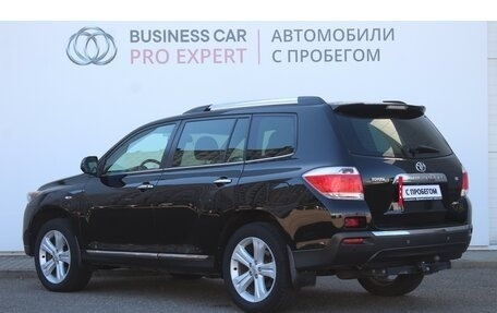 Toyota Highlander III, 2013 год, 2 255 000 рублей, 4 фотография