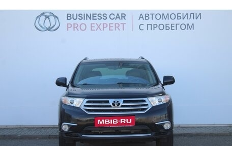 Toyota Highlander III, 2013 год, 2 255 000 рублей, 2 фотография