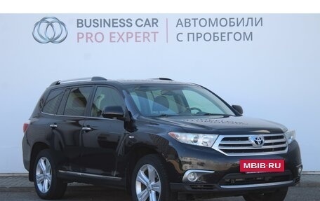 Toyota Highlander III, 2013 год, 2 255 000 рублей, 3 фотография