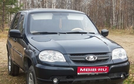 Chevrolet Niva I рестайлинг, 2012 год, 650 000 рублей, 5 фотография