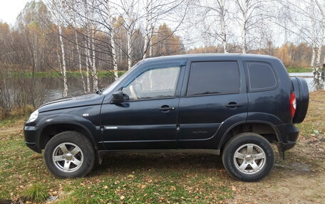 Chevrolet Niva I рестайлинг, 2012 год, 650 000 рублей, 10 фотография