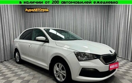 Skoda Rapid II, 2021 год, 1 800 000 рублей, 1 фотография