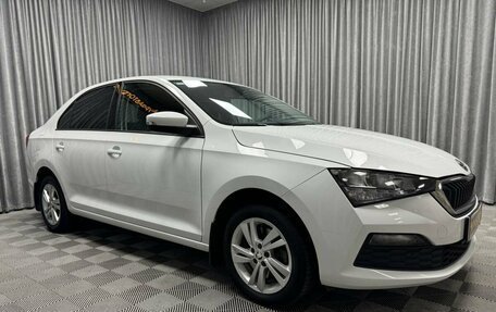 Skoda Rapid II, 2021 год, 1 800 000 рублей, 2 фотография