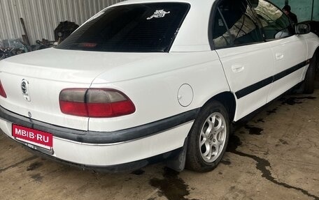 Opel Omega B, 1994 год, 380 000 рублей, 3 фотография