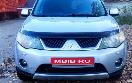 Mitsubishi Outlander III рестайлинг 3, 2008 год, 1 310 000 рублей, 9 фотография