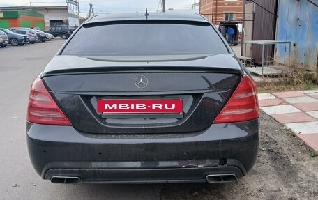 Mercedes-Benz S-Класс, 2006 год, 1 300 000 рублей, 4 фотография