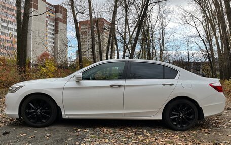 Honda Accord IX рестайлинг, 2013 год, 1 889 000 рублей, 5 фотография