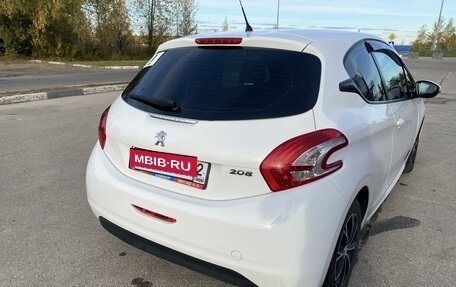 Peugeot 208 II, 2013 год, 949 000 рублей, 15 фотография