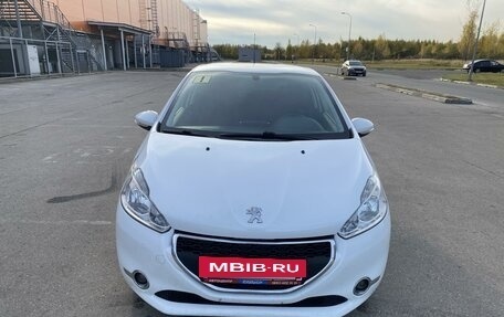 Peugeot 208 II, 2013 год, 949 000 рублей, 19 фотография