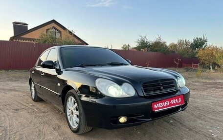 Hyundai Sonata IV рестайлинг, 2005 год, 650 000 рублей, 3 фотография