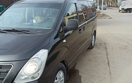 Hyundai H-1 II рестайлинг, 2016 год, 2 599 000 рублей, 1 фотография