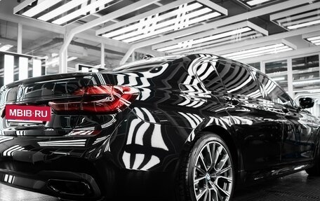 BMW 7 серия, 2017 год, 4 950 000 рублей, 5 фотография