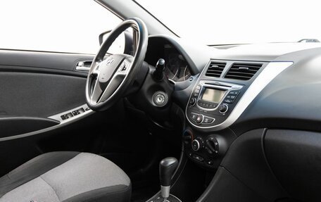 Hyundai Solaris II рестайлинг, 2014 год, 1 288 000 рублей, 34 фотография